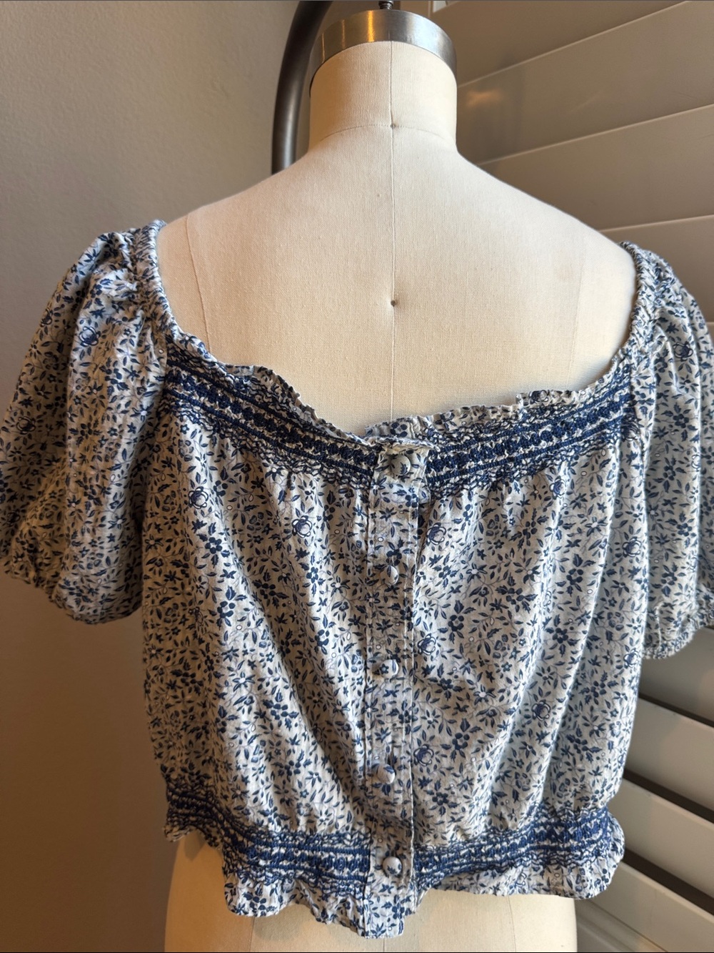 Madewell Blue and White Floral Square-Neck Crop Top - Picture 6 of 8